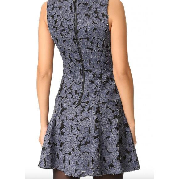 Alice + Olivia Blue Floral Aplique Fonda Crew Sleeveless Fit and Flare Dress 0 - Picture 3 of 14